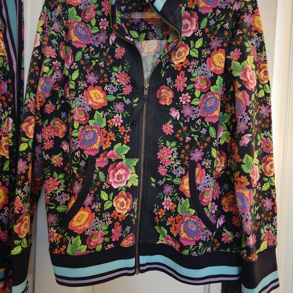 COPY - Johnny Was Tracksuit Jacket - Picture 7 of 8